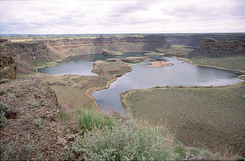 Dry Falls - Formed over about 10,000 years